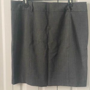 Black checkered business knee length skirt- Kenneth Cole size 14